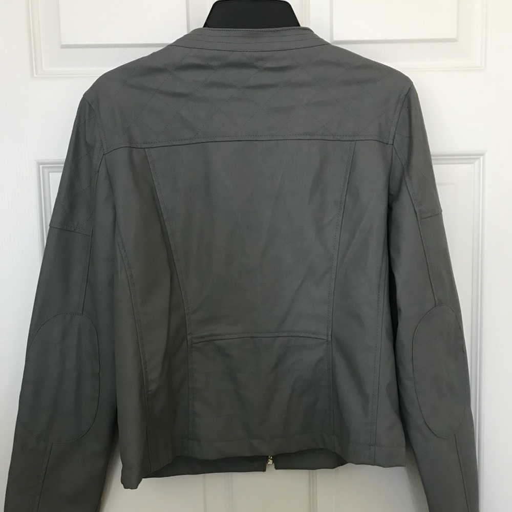 Jacket - Picture 4 of 4